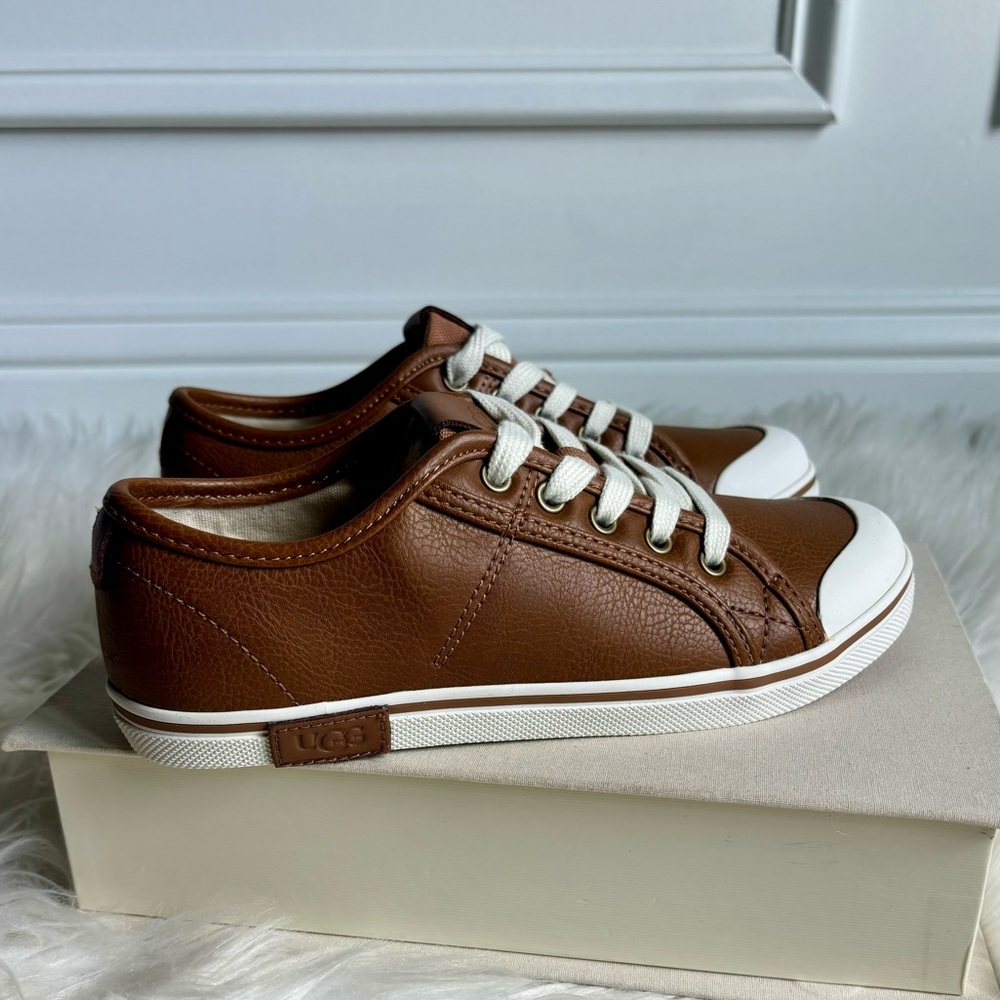 UGG Kids Brown Leather “Converse Style” Sneakers - Broderick Pebbled Sz: 3